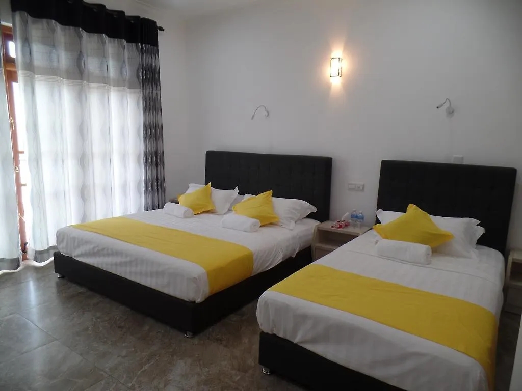 Kandyan Bluestar Villa 2*, קנדי סרי לנקה