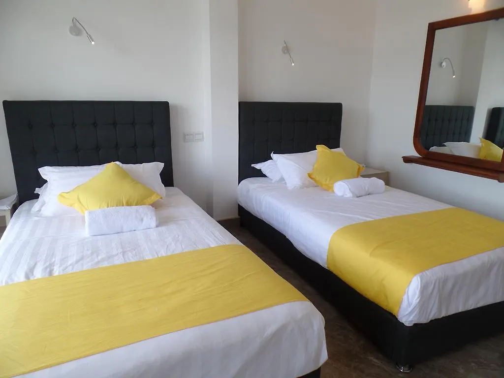 ** מלון Kandyan Bluestar Villa סרי לנקה