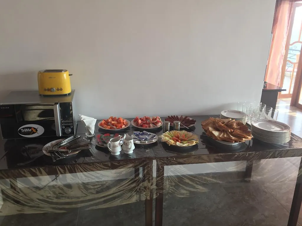 מלון Kandyan Bluestar Villa