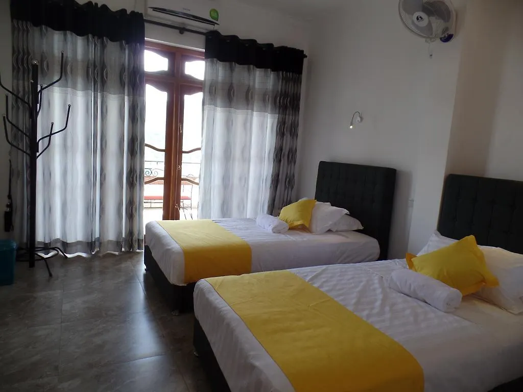 Kandyan Bluestar Villa Otel Kandy